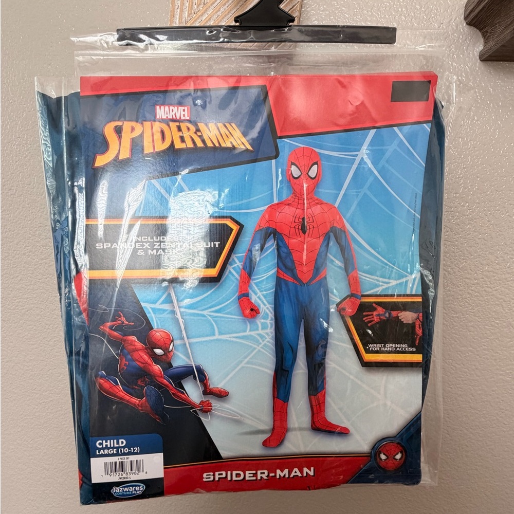 *Brand New* Marvel Spider-Man Costume - Picture 6 of 7